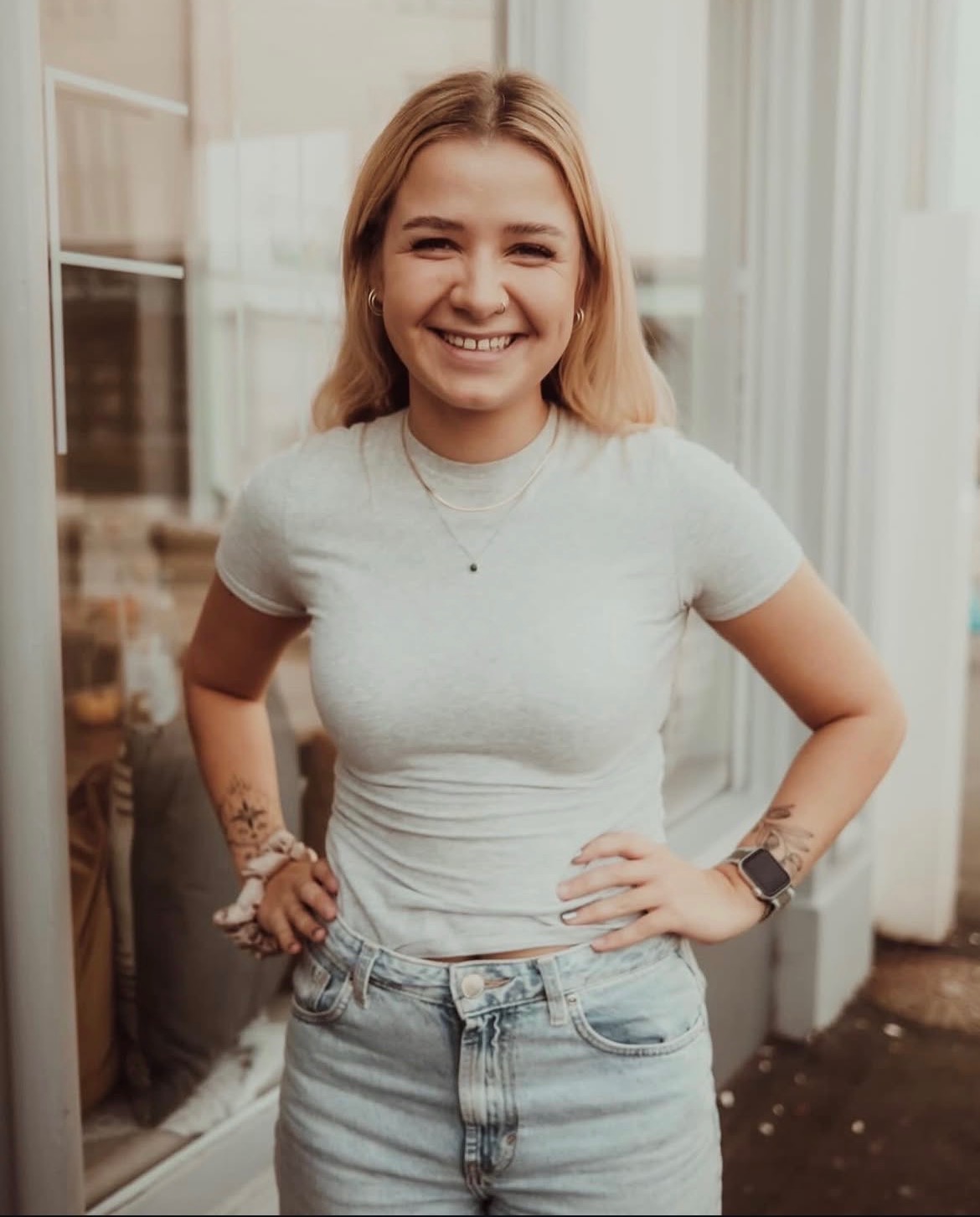 Molly, artist and founder of Made By Molly